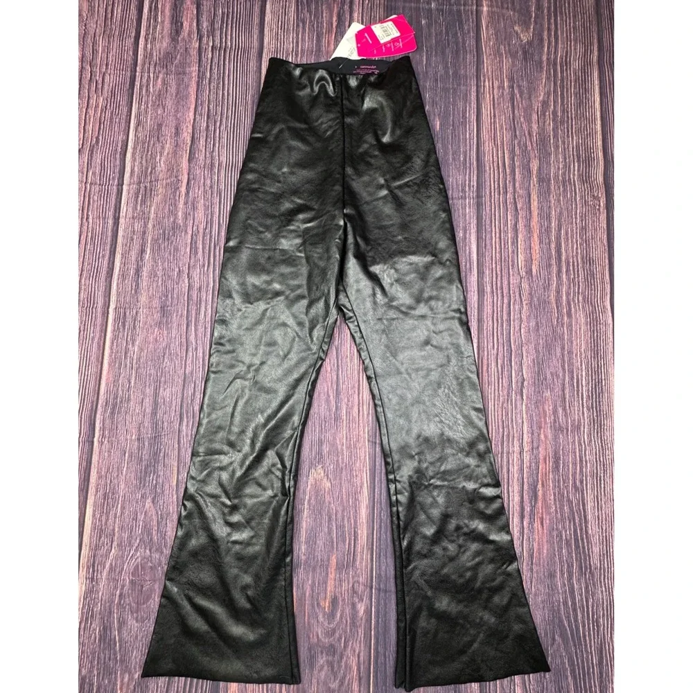 Commando Faux Leather NWT Cropped Flare S Black Edgy Chic MSRP $128 New Leggings